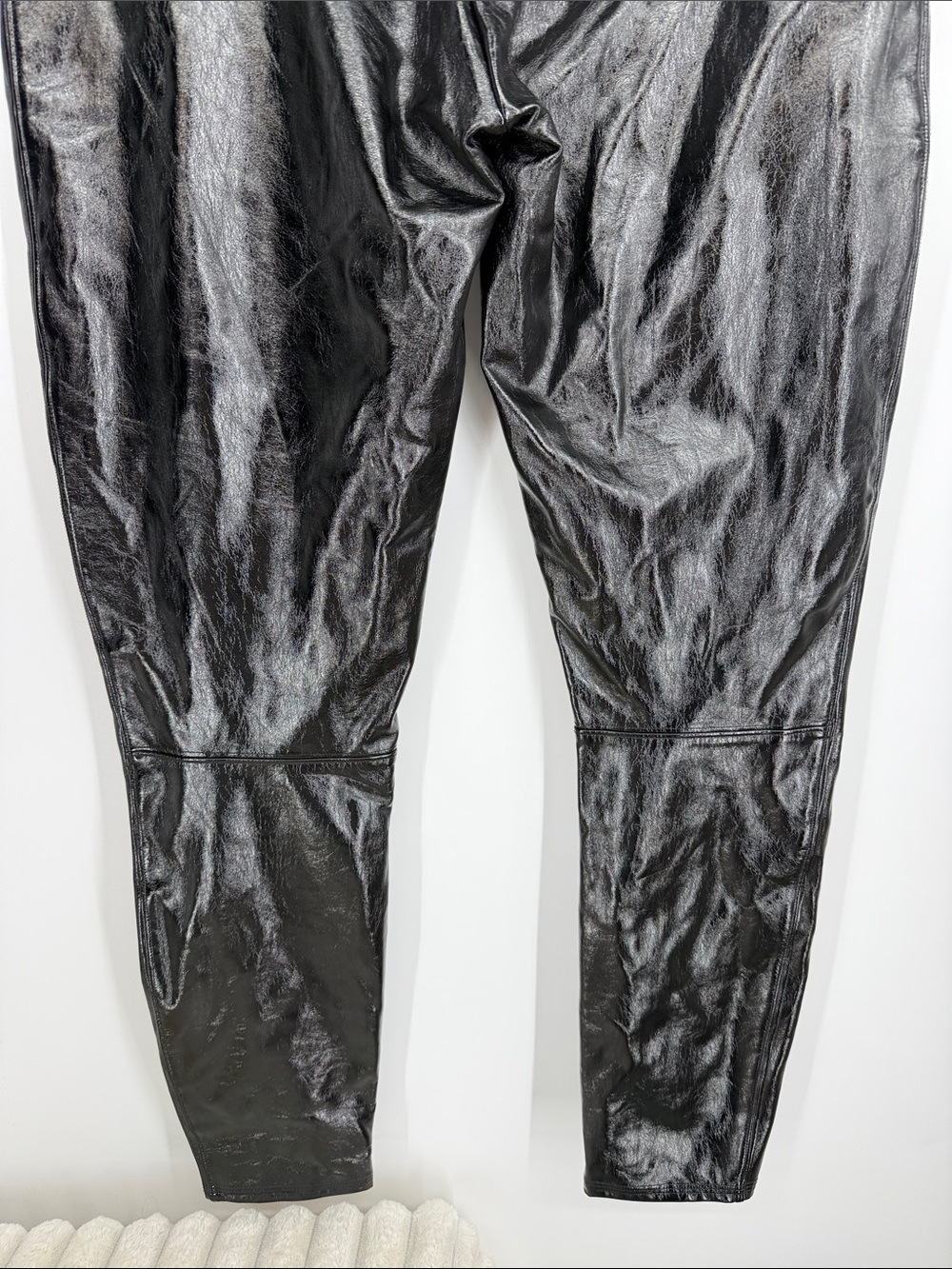 Spanx Faux Patent Leather Pants size XL - Picture 9 of 9